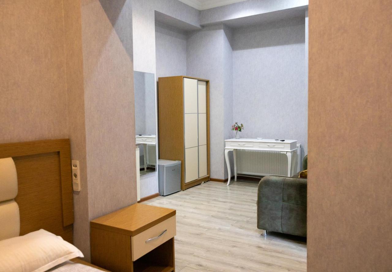 Marjani Apartments Тбілісі Екстер'єр фото